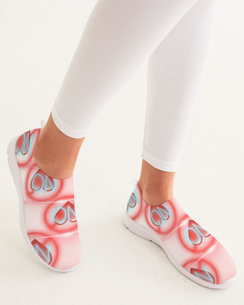 No love 2 Women's Slip-On Flyknit Shoe