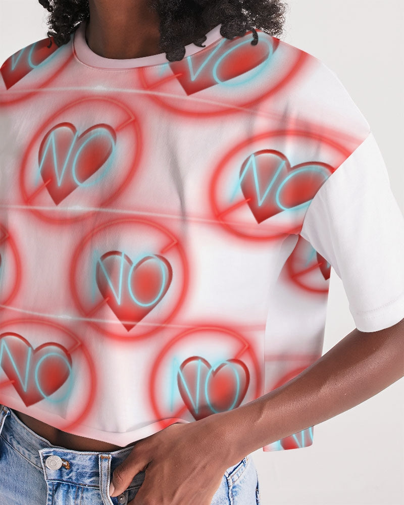 No love 2 Women's Lounge Cropped Tee