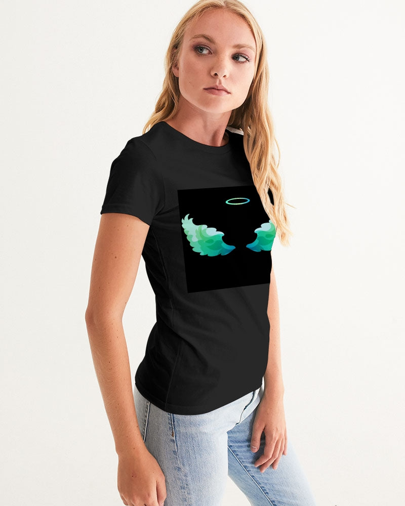 Wing Women's Graphic Tee