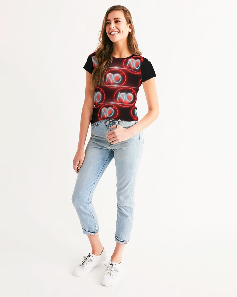 No love 3 Women's Tee
