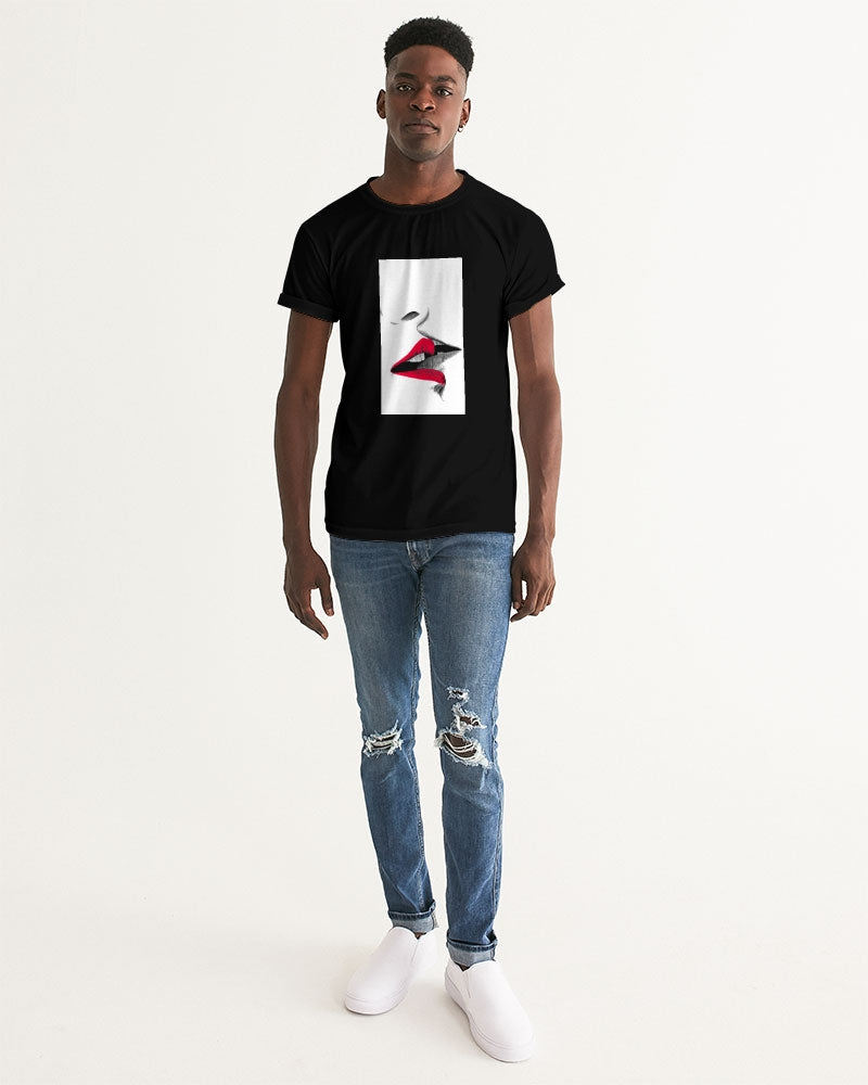 Kiss Me Men's Graphic Tee