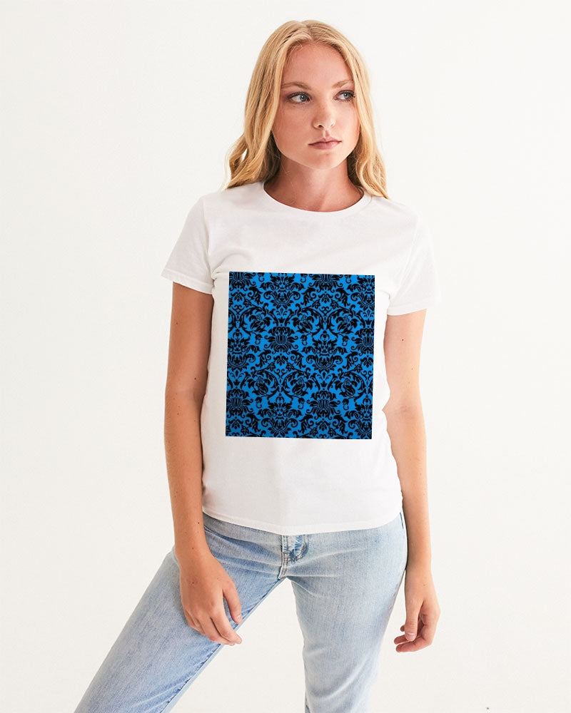 chandelier blue Women's Graphic Tee