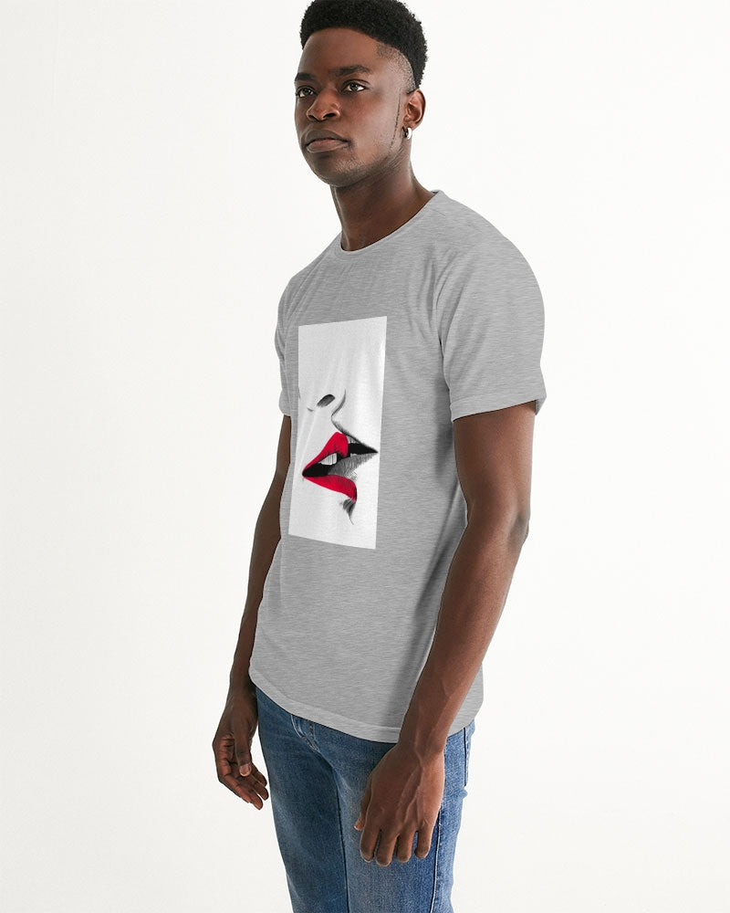 Kiss Me Men's Graphic Tee