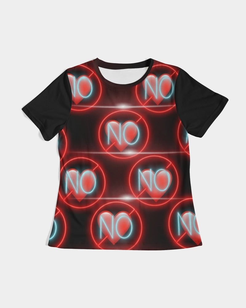 No love 3 Women's Tee