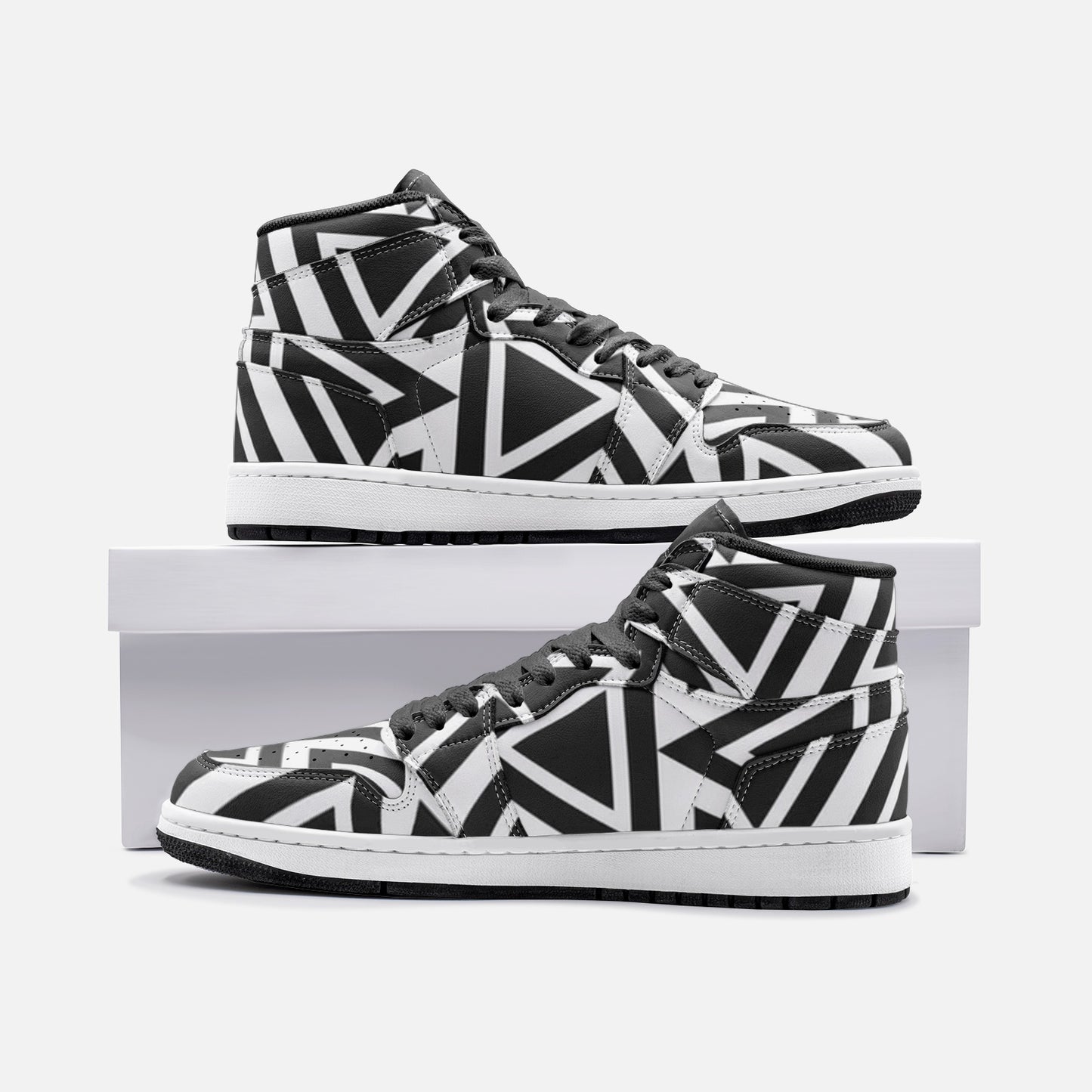 Riz Unisex Sneakers