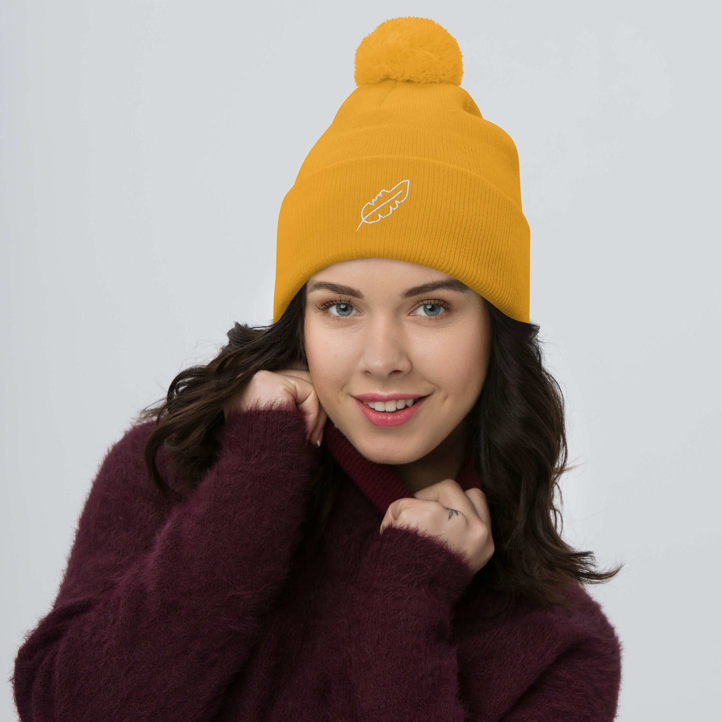 Feather Pom-Pom Beanie (White)