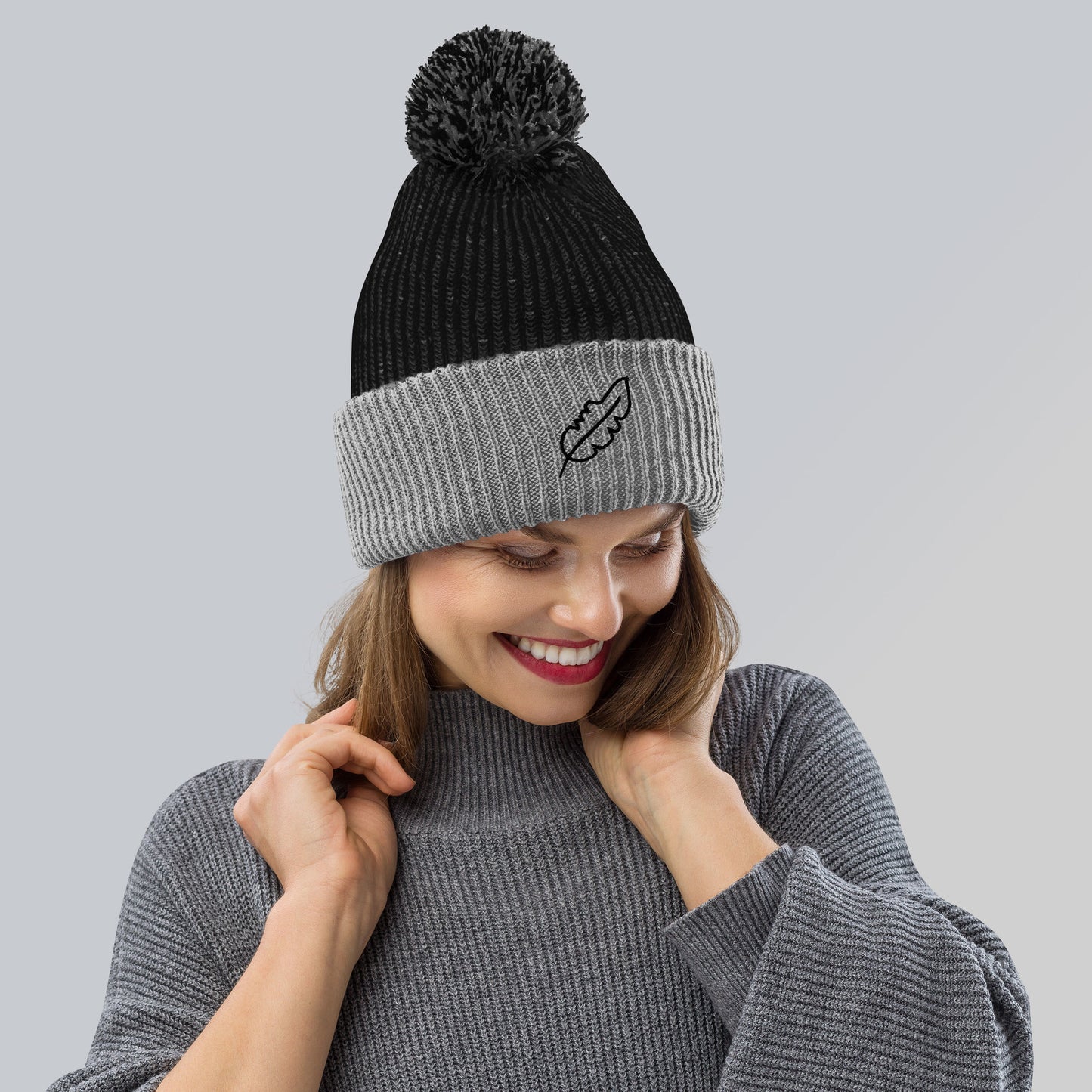 Feather Pom-Pom 2 Tone (Black)